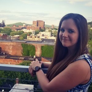 Meet your Posher, Lori